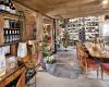 GAMS 1648 - Vinothek, Pizza, Cafe & Blumen